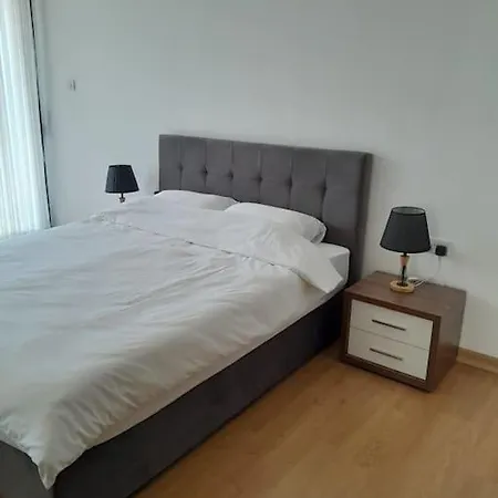 Daire Luxury In Kyrenia, Northern Cyprus Girne